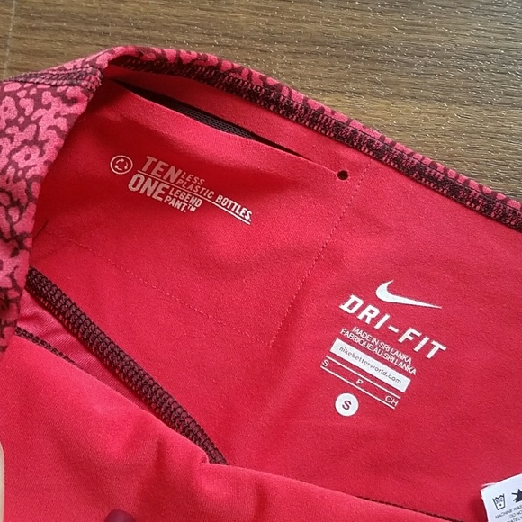 Nike Running Crop - Picture 5 of 7