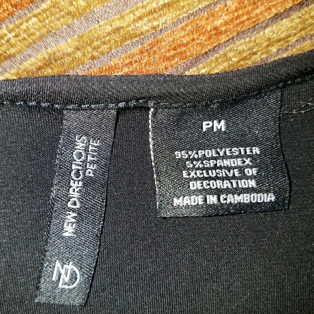 Shirt - Picture 3 of 4