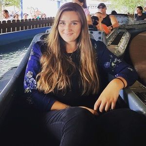 Meet your Posher, Kinga