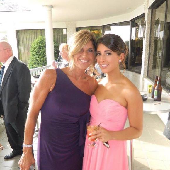 Meet your Posher, Alexandra - Picture 1 of 1