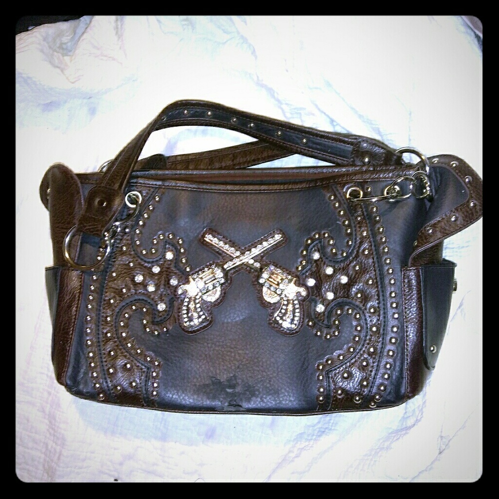 Conceal and Carry duel Pistol Purse