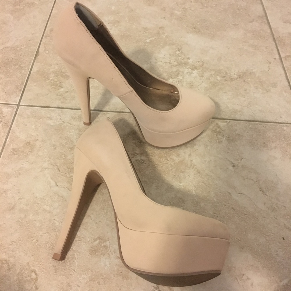 Charlotte Russe nude platform pumps