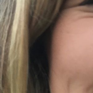 Meet your Posher, Claire