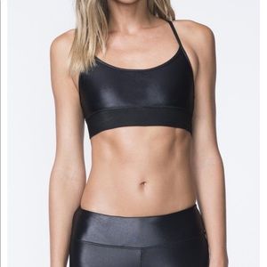 Koral Sweeper Versatality Sports Bra S