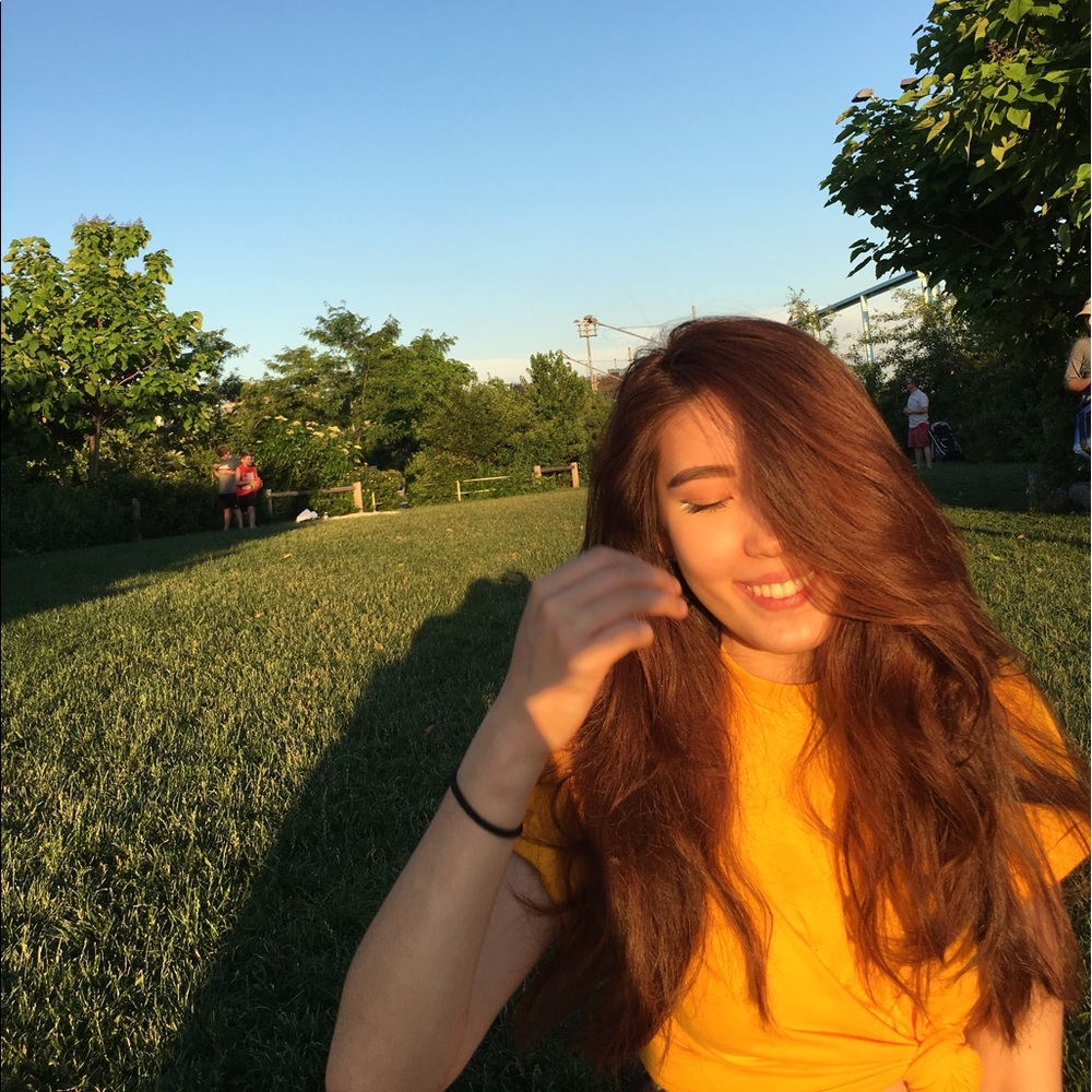 Meet your Posher, Hana