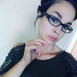 Meet your Posher, Tabitha