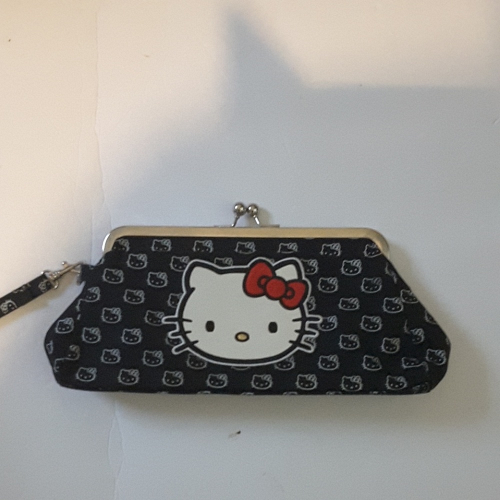 Hello Kitty clutch/wristlet