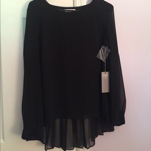 Hi-low brand new blouse Hi-low brand new blouse