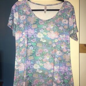M Lularoe classic T M Lularoe classic T