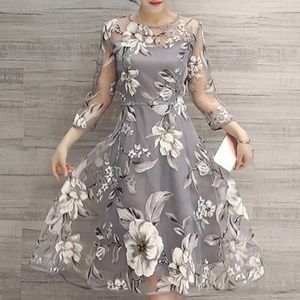 Burlap Apparel NWOT Floral Dress Burlap Apparel NWOT Floral Dress