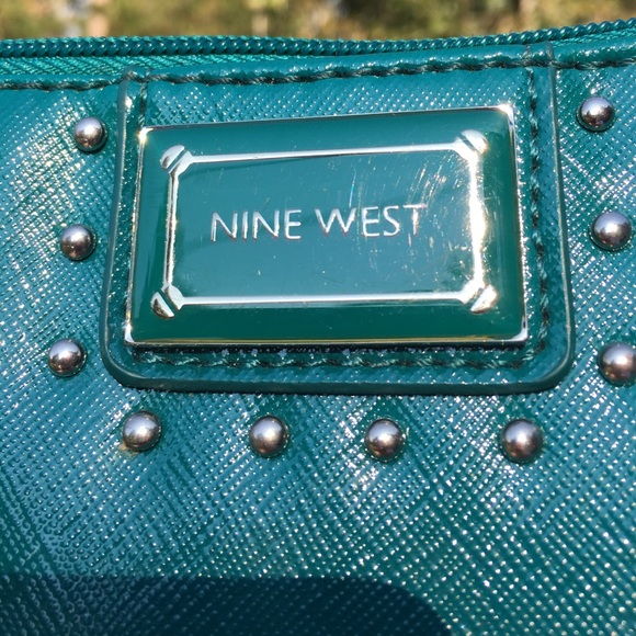 Nine West wristlets - Picture 2 of 5