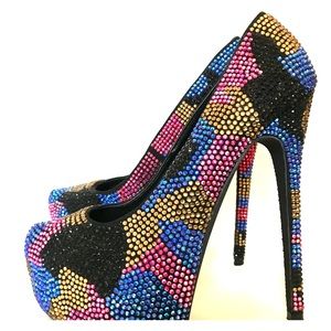 Steve Madden Dyvinal Jeweled Platform Heel Size 8