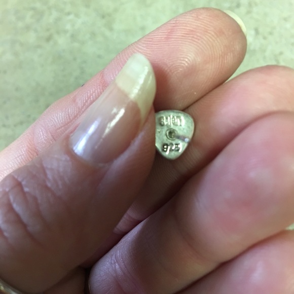 .925 stud earrings with Peridot - Picture 2 of 4