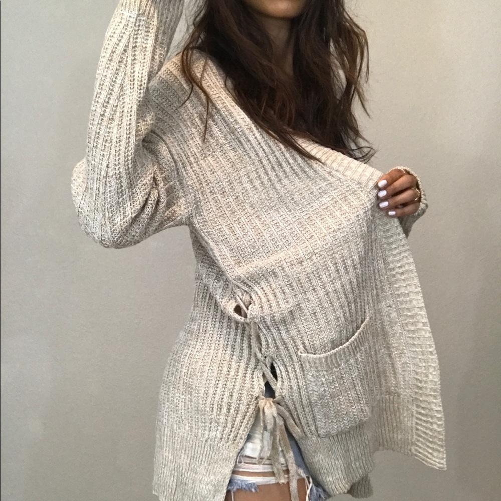 Brand new oatmeal twist baggy sweater cardigan - Picture 3 of 7
