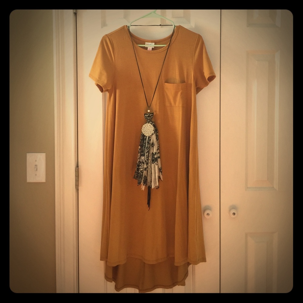Lularoe mustard Carly