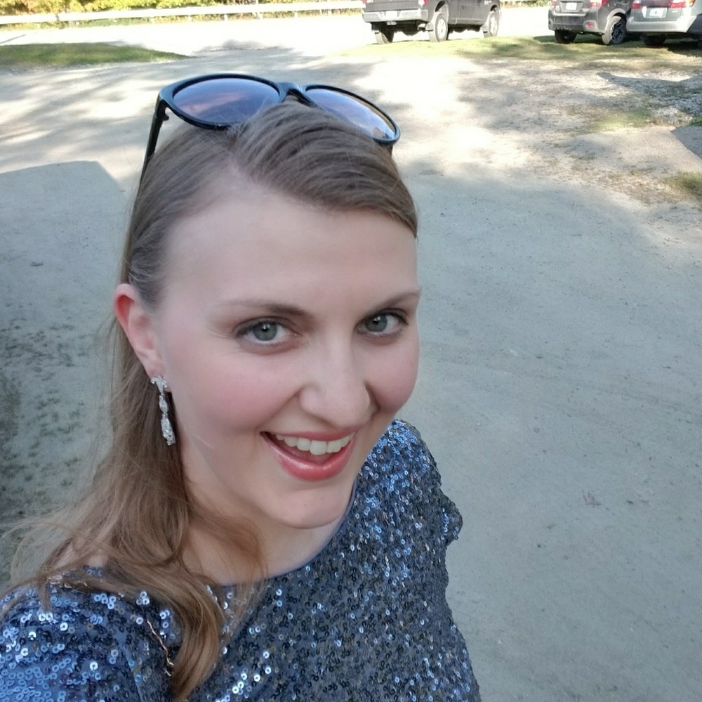 Meet your Posher, Mara