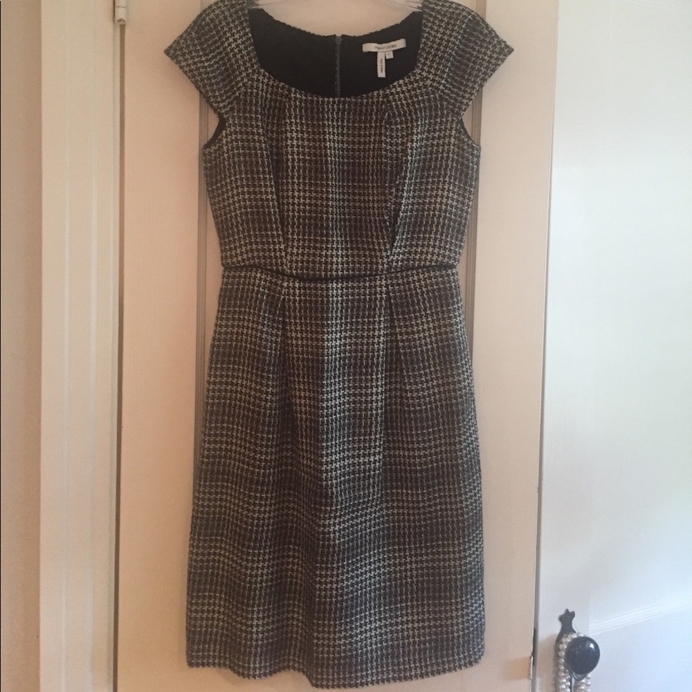 Max and Cleo dress size 2