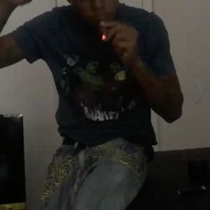 Meet your Posher, Manio