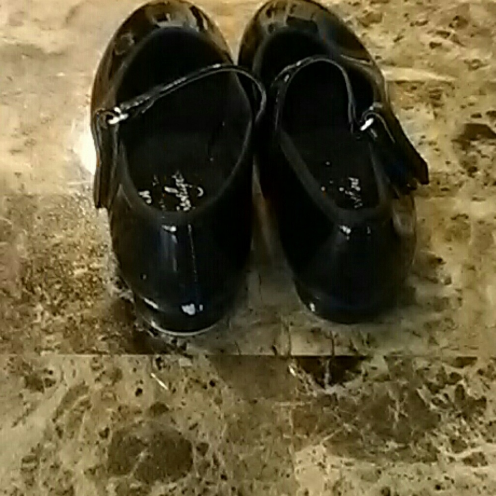 ABT Tap Shoes - Picture 3 of 5