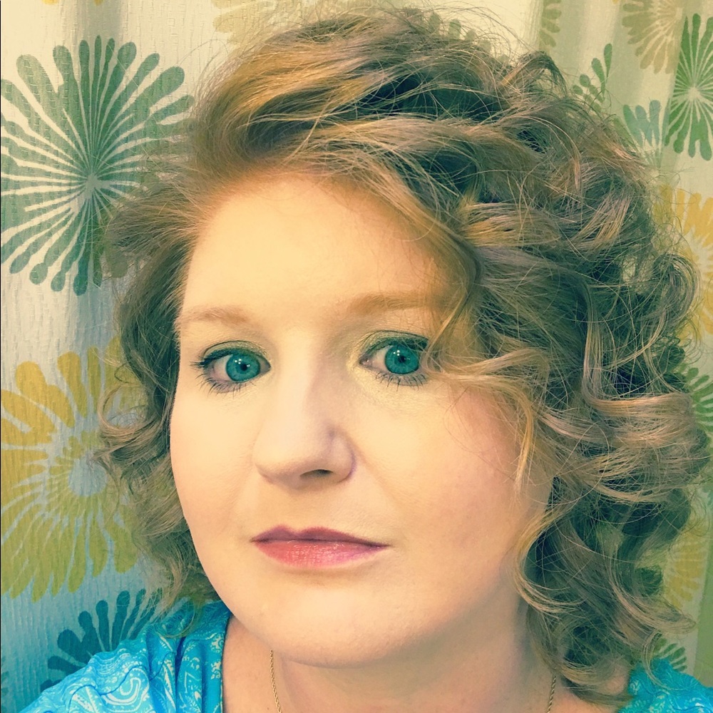 Meet your Posher, Sharon