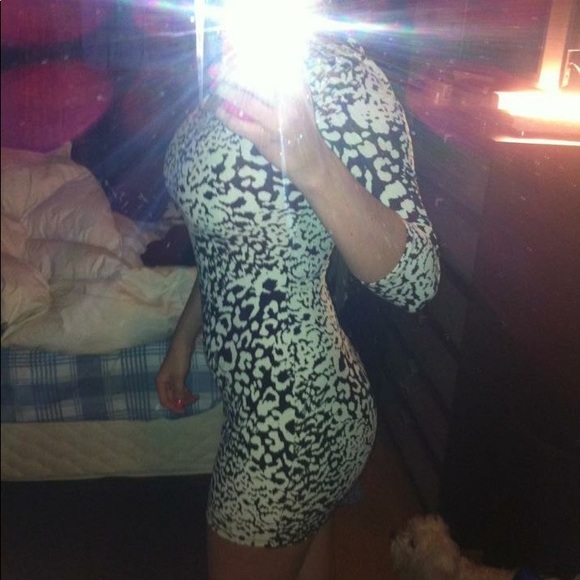 Mini Dress 👗 - Picture 4 of 4