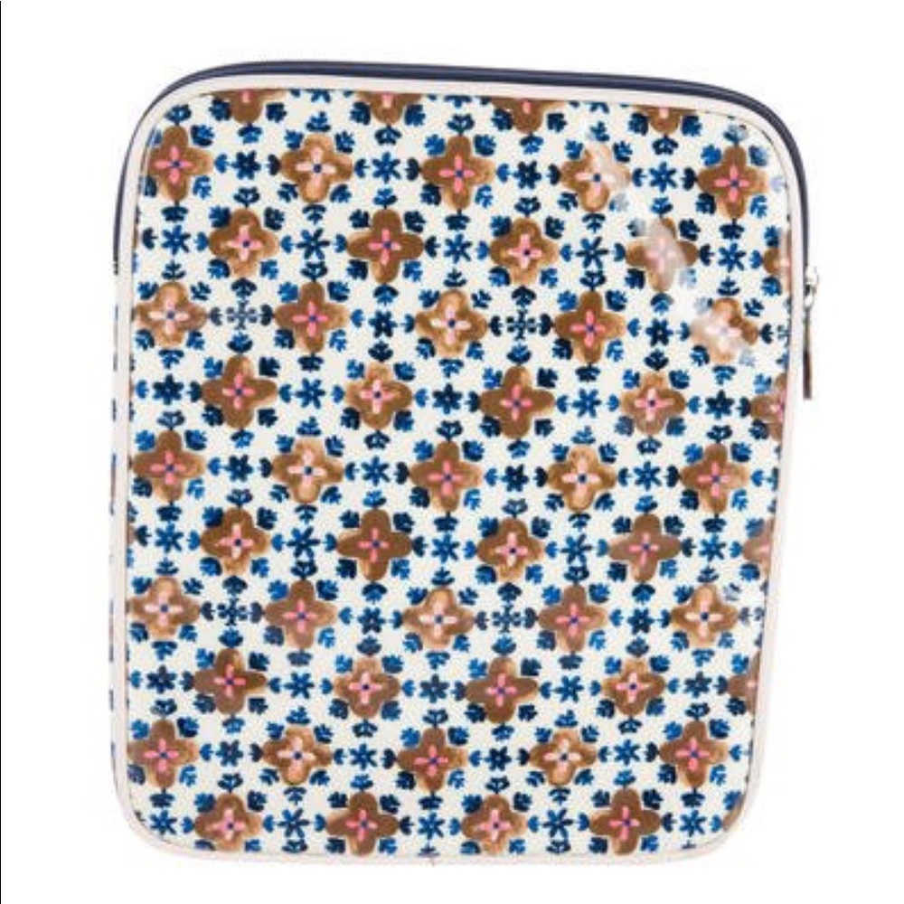 ❌SOLD❌Tory Burch Ipad case - Picture 2 of 3