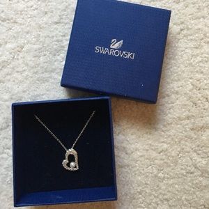 Beautiful Swarovski necklace