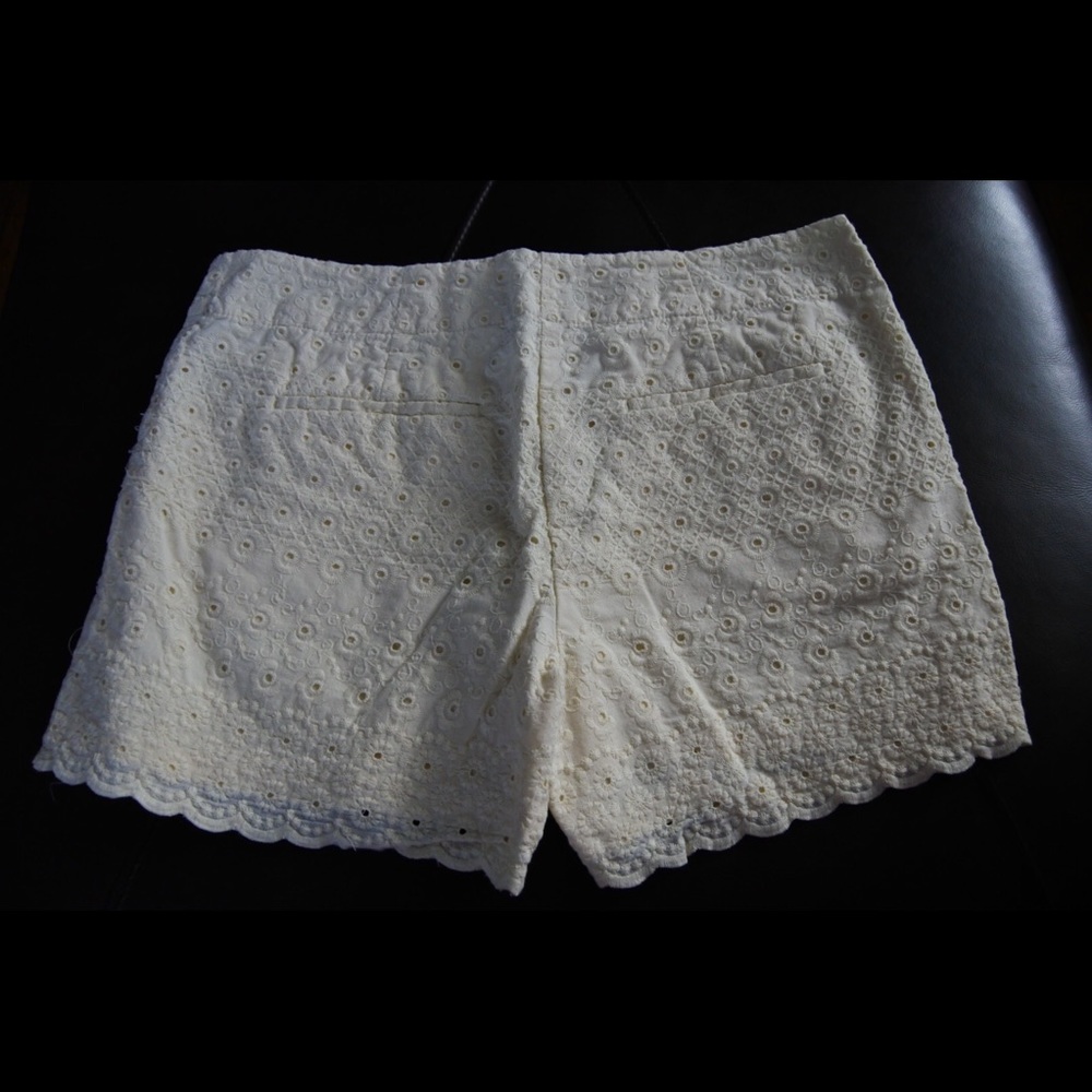 Loft Shorts - Picture 2 of 3