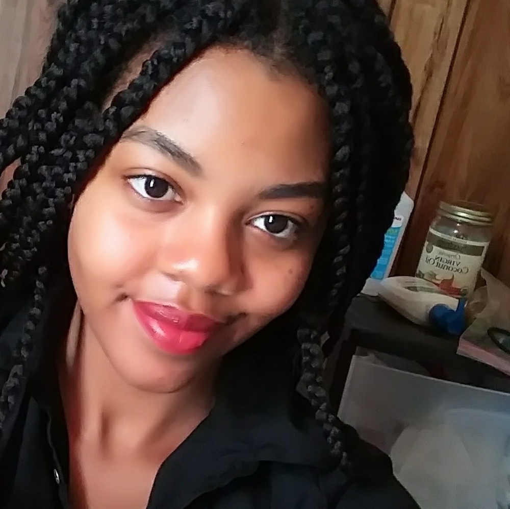 Meet your Posher, Cheria