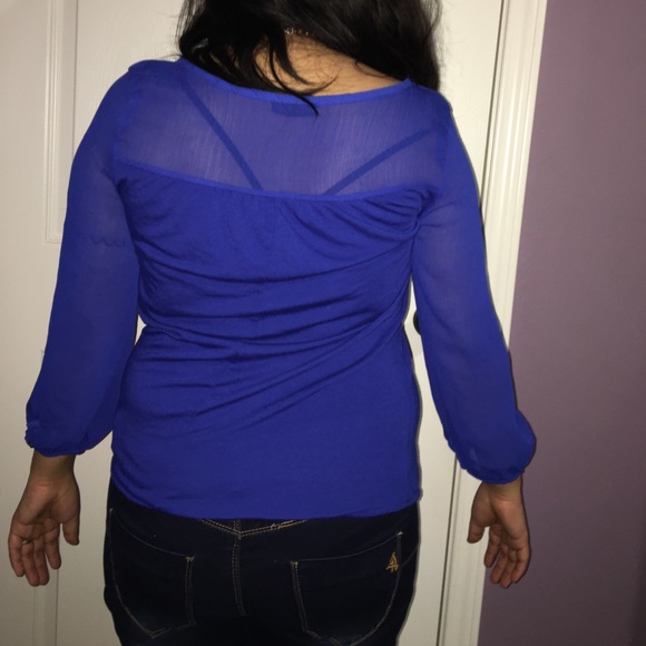 Top - Picture 2 of 2