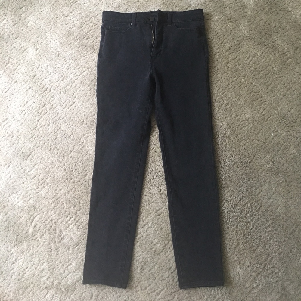 Uniqlo high waisted ultra stretch skinny jeans