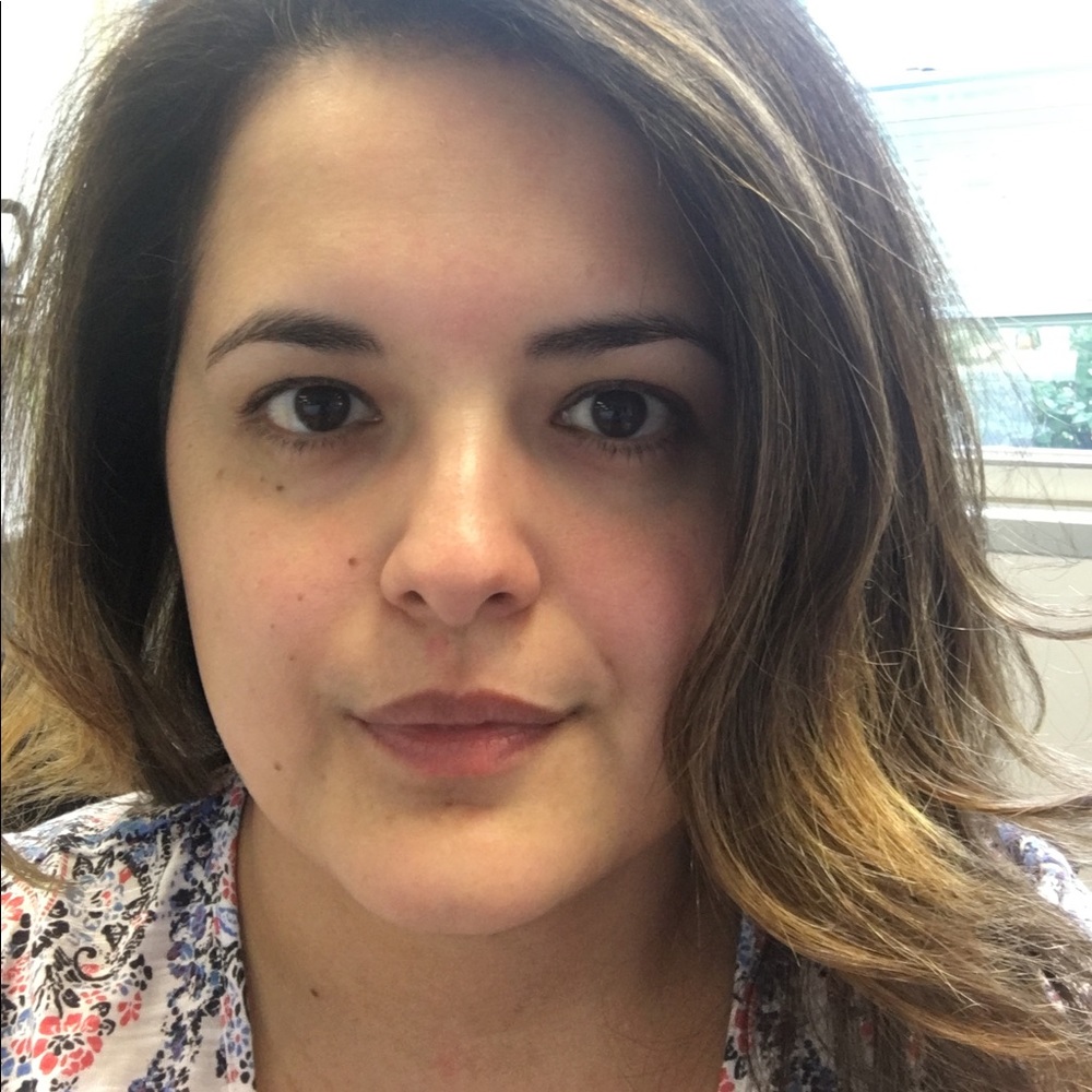 Meet your Posher, Yolanda
