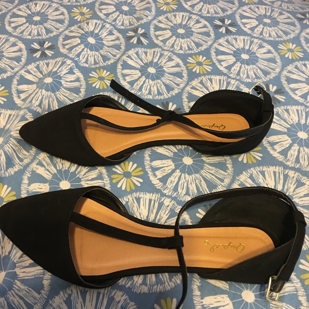 Shoes - Picture 2 of 3