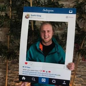 Meet your Posher, Ray