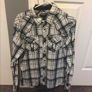 BKE Plaid Button