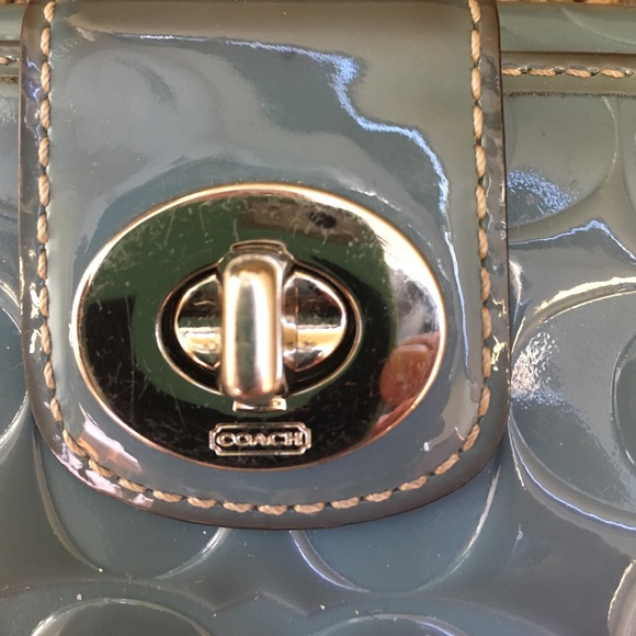 Authentic COACH Embossed Patent Leather Wallet - Picture 2 of 5