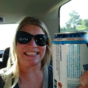 Meet your Posher, Amber