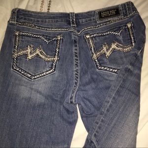 Miss Me Capri Jeans