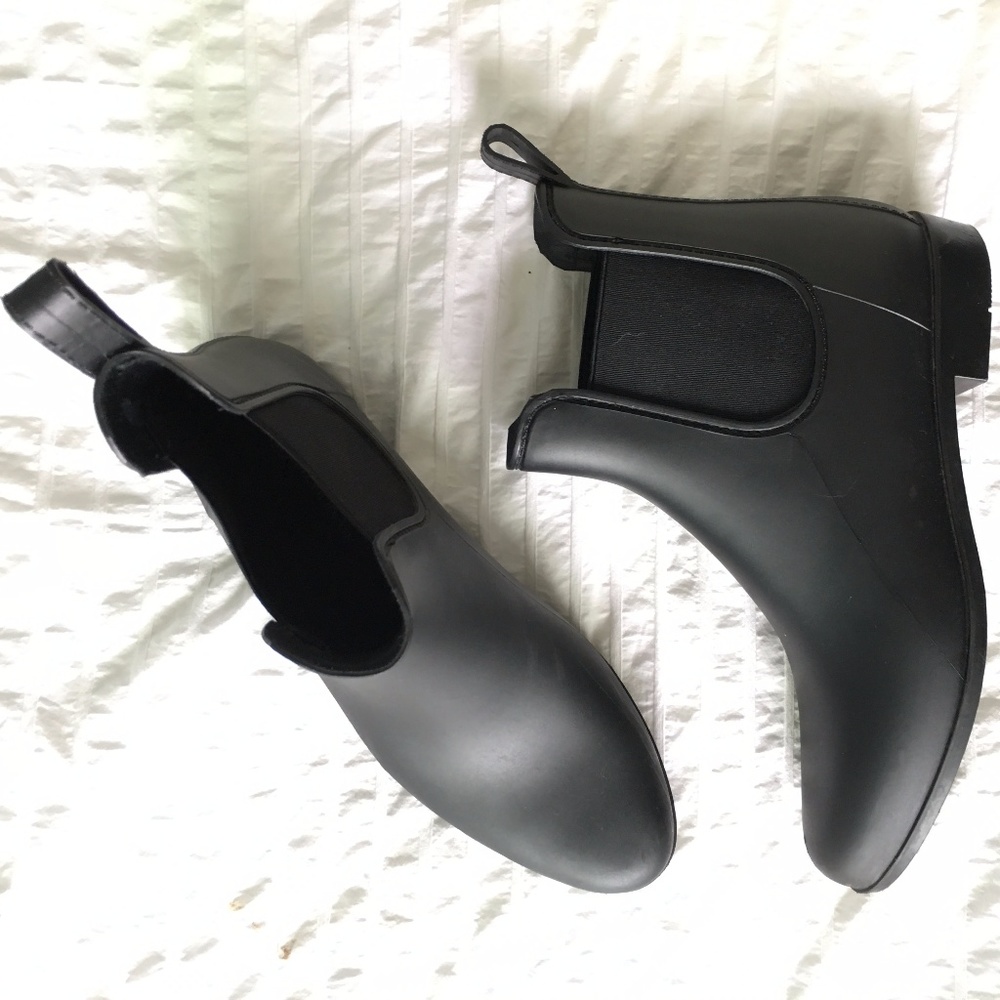 Chelsea Rain Boots Size 10
