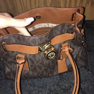 Medium Michael kors purse