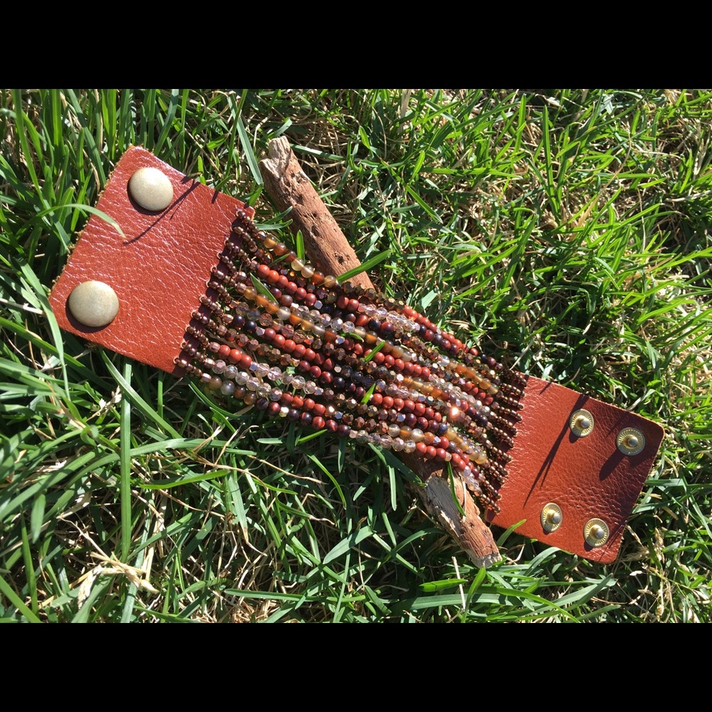 Cooper tone beaded bracelet