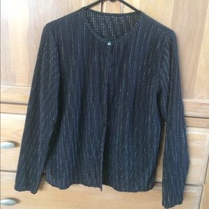 NWOT BLACK/ SILVER LIGHT JACKET