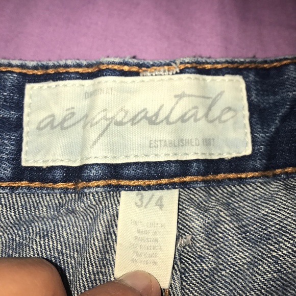Cute aeropostale shorts size 3/4 - Picture 2 of 3