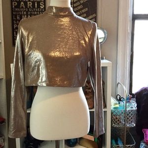 MISSGUIDED FAUX SUADE SILVER EXPOSED BACK CROPTOP MISSGUIDED FAUX SUADE SILVER EXPOSED BACK CROPTOP