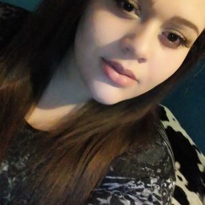 Meet your Posher, Taylor-elissa