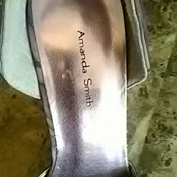 Armada Smith Purple Color Open Toes and heels - Picture 3 of 4