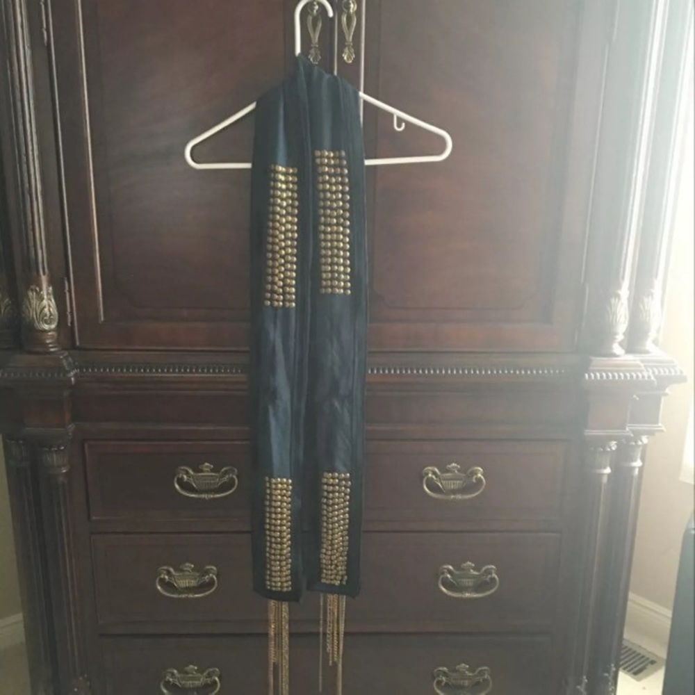 *******SOLD*******Tolani Studded Scarf HTF