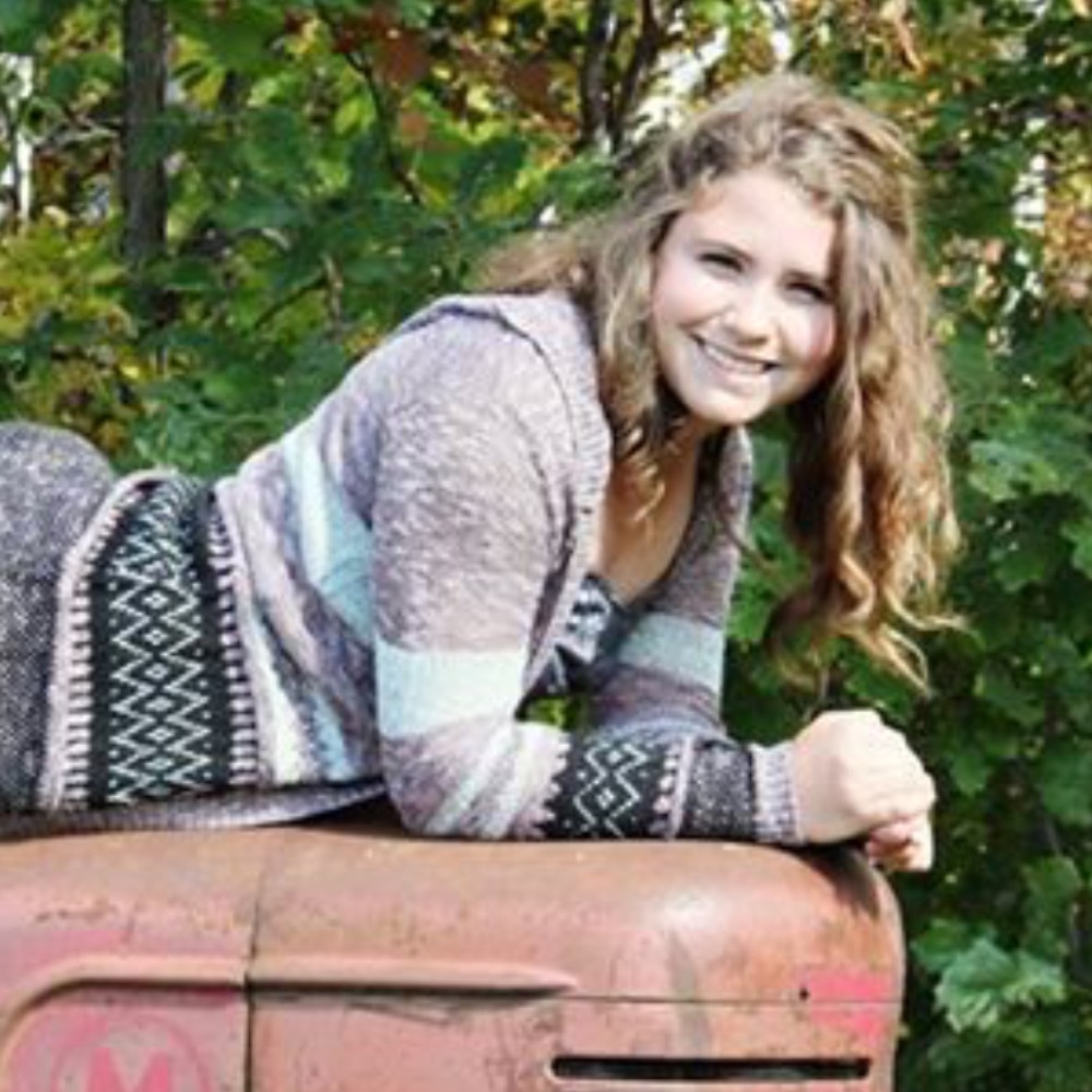 Meet your Posher, Ashley