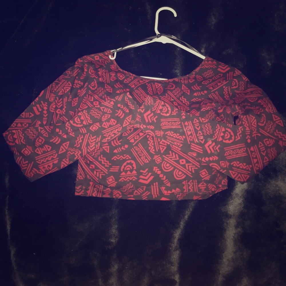 Long sleeve crop top (maroon and black )