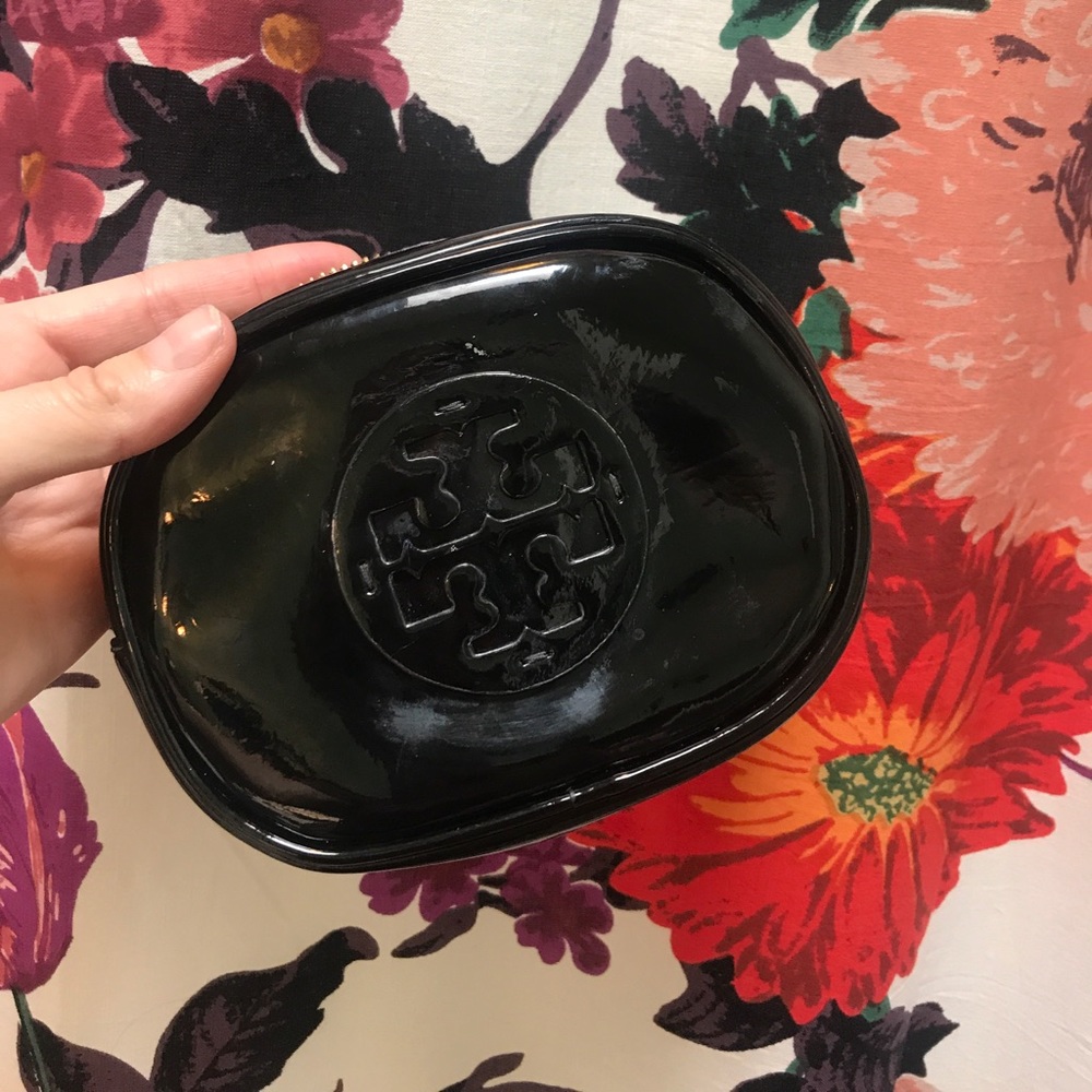 Black small Tory Burch cosmetic bag